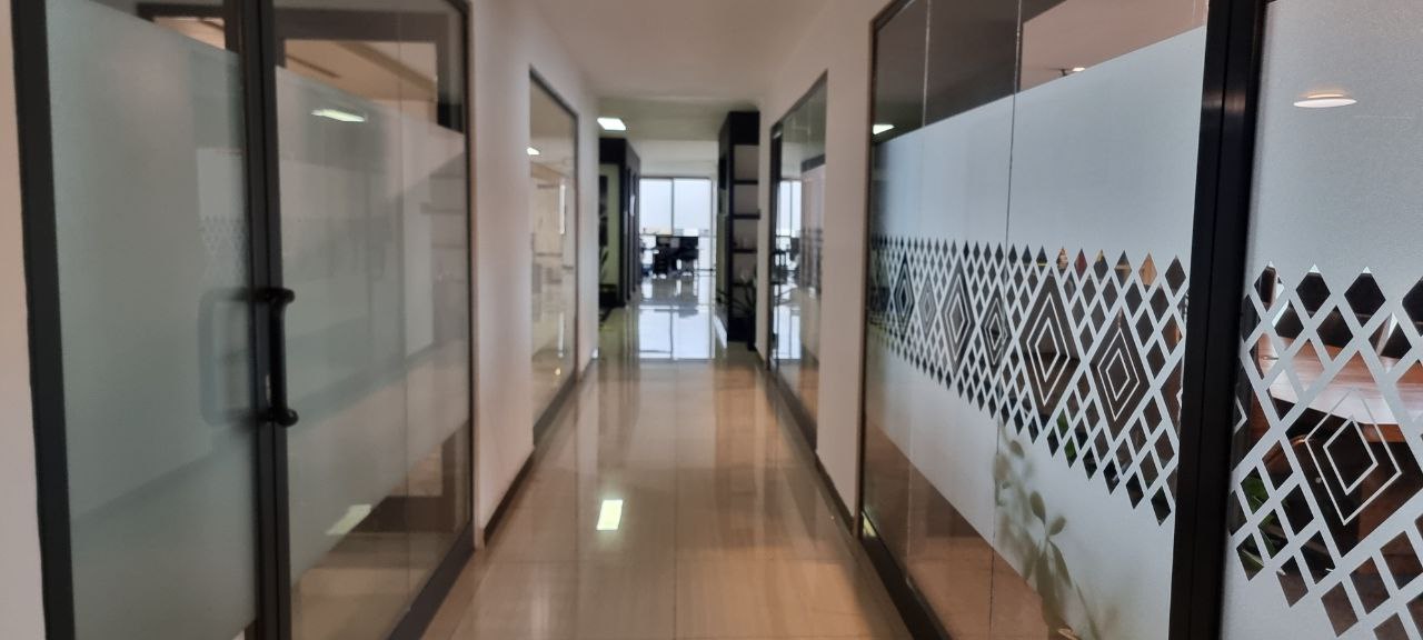 bold-bridge-glass-img-12